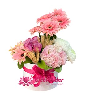 Mersin Çiçek Siparişi, Mersin Çiçekçi, Kutuda Çiçek Mersin, 